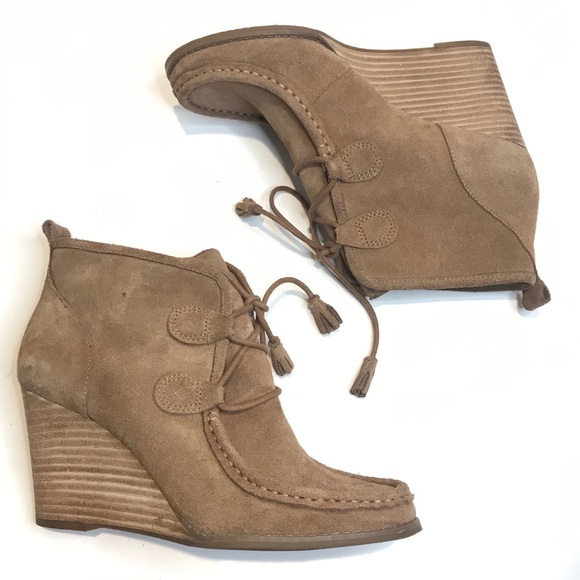 {LUCKY BRAND} "Yaney" Suede Wedge Lace Up Tan - Picture 4 of 11
